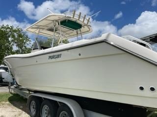 Pursuit 3070 Offshore Center Console