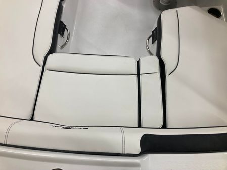 Stingray 172DC image