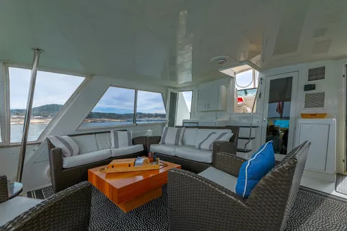 Hatteras 52 Sport Deck Motor Yacht image