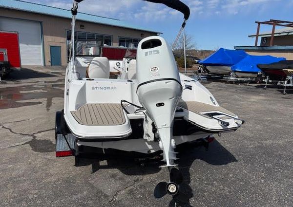 Stingray 191DC-DUAL-CONSOLE-BOWRIDER image