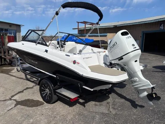 Stingray 191DC-DUAL-CONSOLE-BOWRIDER image