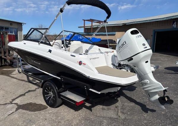 Stingray 191DC-DUAL-CONSOLE-BOWRIDER image