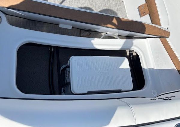 Stingray 191DC-DUAL-CONSOLE-BOWRIDER image