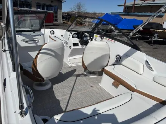Stingray 191DC-DUAL-CONSOLE-BOWRIDER image