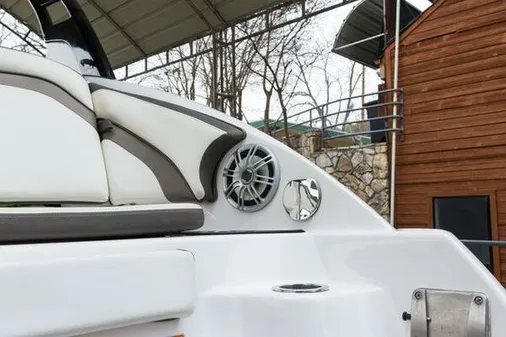 Yamaha Boats 242 Limited S E-Series image