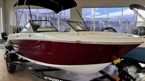 Stingray 172DC