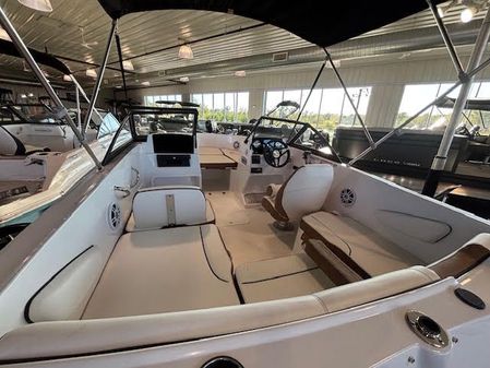 Stingray 172DC image