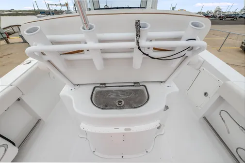 Sea Hunt Gamefish 27CE image