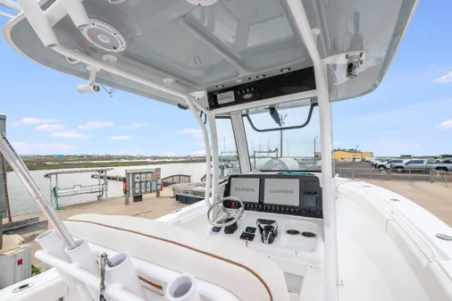 Sea Hunt Gamefish 27CE image