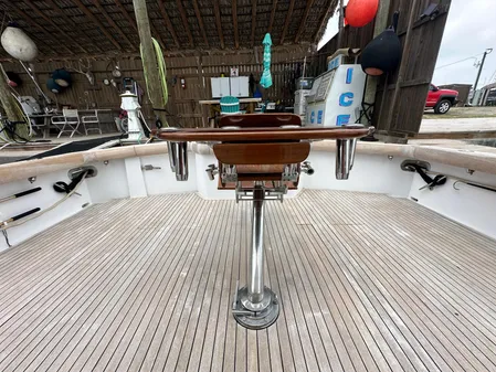 Donzi Custom Enclosed Flybridge image