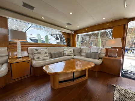 Donzi Custom Enclosed Flybridge image