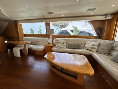 Donzi Custom Enclosed Flybridge image