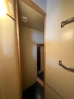 Donzi Custom Enclosed Flybridge image