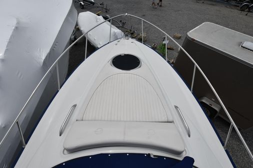 Crownline 264 CR image