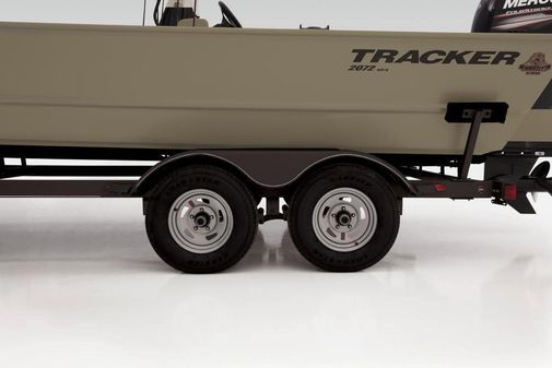 Tracker GRIZZLY-2072-CC image