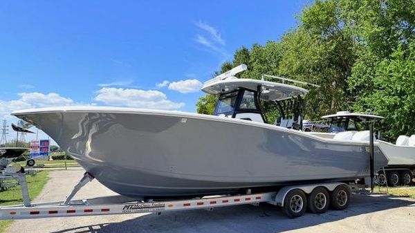 Tidewater 320 CC Adventure