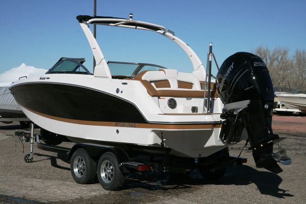 Four Winns HD220 OB - main image