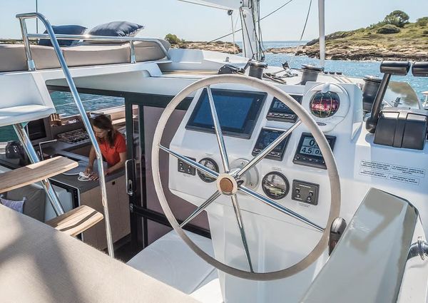 Fountaine-pajot CATAMARAN-ASTREA-42 image