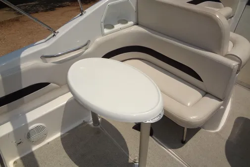 Chaparral Signature 260 image