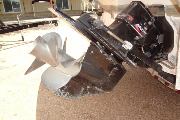 Chaparral Signature 260 image