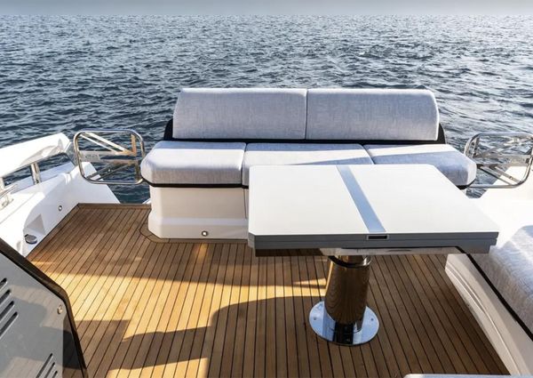 Sunseeker PREDATOR-55 image