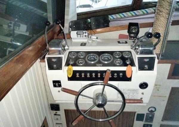 Pacemaker 38-AFT-CABIN image