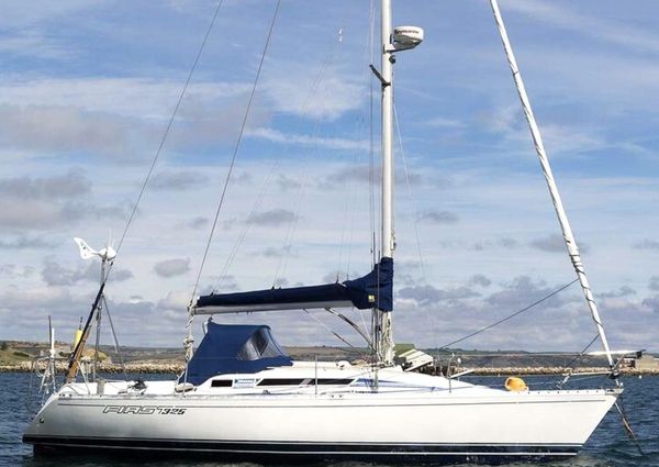 Beneteau FIRST-325 image