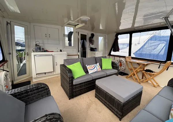 Hatteras 52-COCKPIT-MOTOR-YACHT image