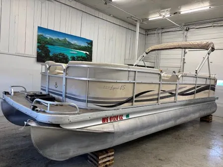 Premier 225 Legend ES 