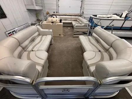 Premier 225-LEGEND-ES image