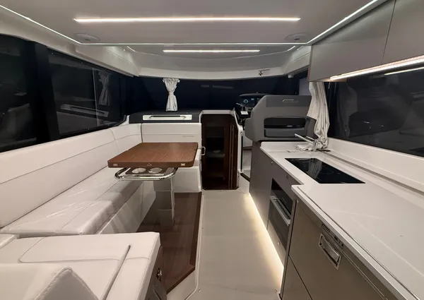 Beneteau ANTARES-12-FLY image