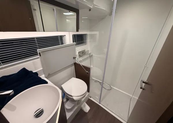 Beneteau ANTARES-12-FLY image