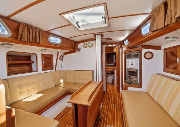 Hinckley SOU-WESTER-42 image