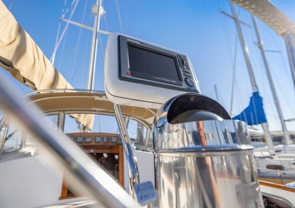 Hinckley SOU-WESTER-42 image