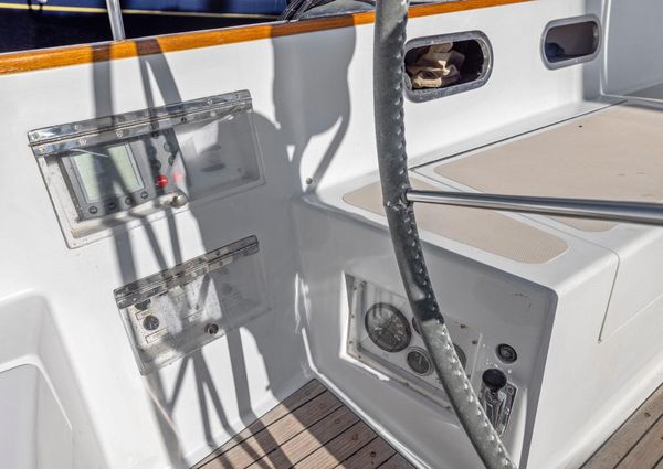 Hinckley SOU-WESTER-42 image