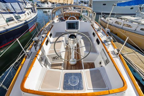 Hinckley SOU-WESTER-42 image