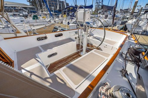 Hinckley SOU-WESTER-42 image