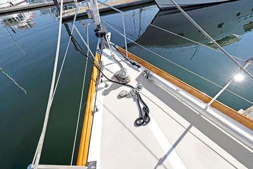 Hinckley SOU-WESTER-42 image