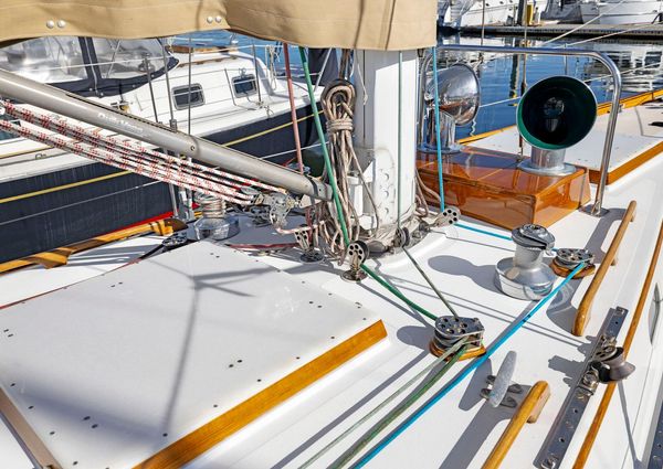 Hinckley SOU-WESTER-42 image