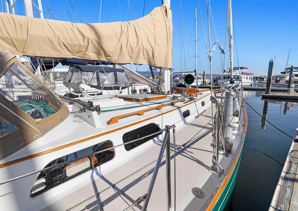 Hinckley SOU-WESTER-42 image