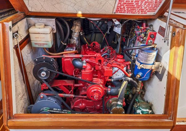 Hinckley SOU-WESTER-42 image