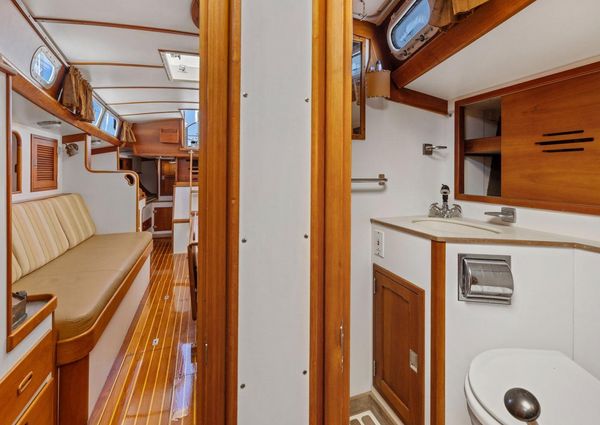 Hinckley SOU-WESTER-42 image