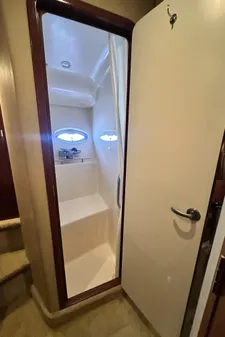 Sea Ray 380 Sundancer image