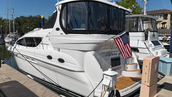 Sea Ray 40 Motor Yacht image