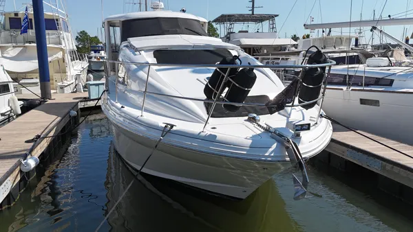 Sea Ray 40 Motor Yacht image