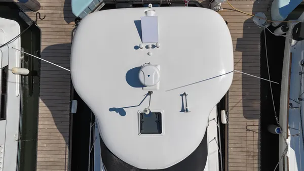 Sea Ray 40 Motor Yacht image