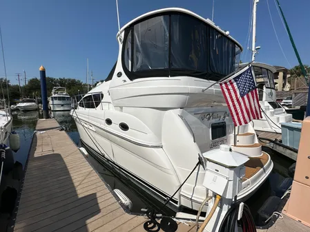 Sea Ray 40 Motor Yacht image