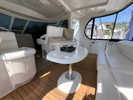 Sea Ray 40 Motor Yacht image
