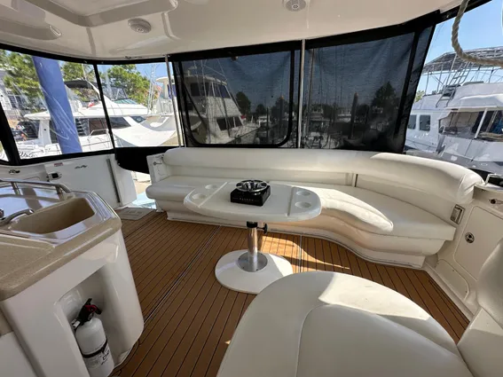 Sea Ray 40 Motor Yacht image