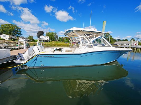 Grady-White Freedom 325 - main image